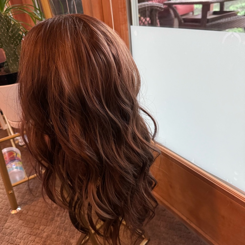 Chelsey Smith Cosmetics Crowns Terry Luxe Petite Wig GORGEOUS!